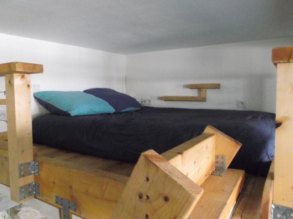 Racine De Pierre Apartment Castres  Phòng bức ảnh
